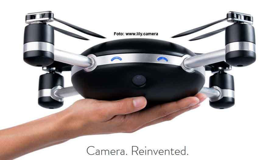 Lily Camera Drohne Quadrocopter - in der Hand